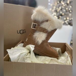 UGG Chestnut Boots with Cream Fur Trim